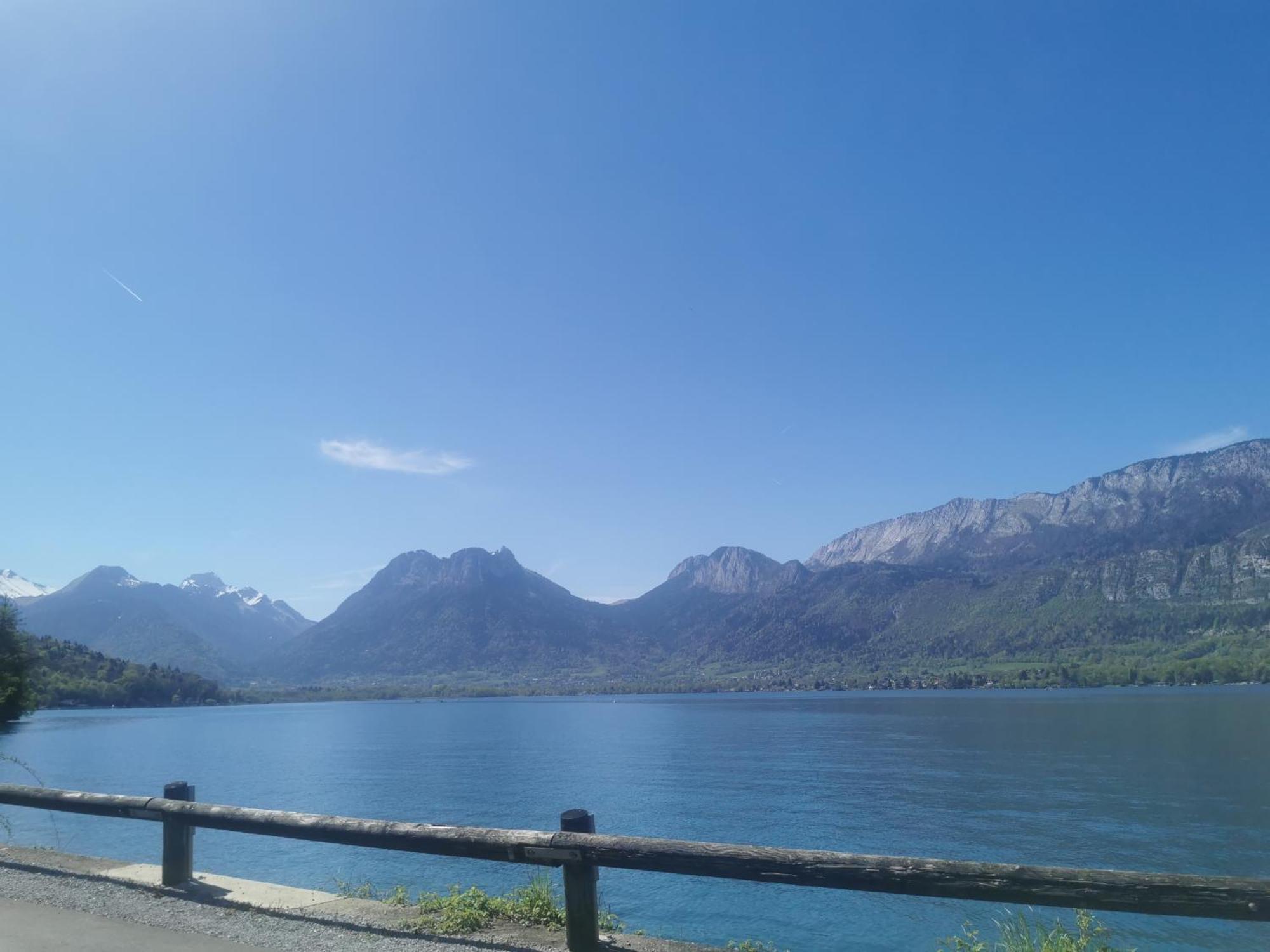 Charmant Appartement A 1 Minute Du Lac Annecy Eksteriør billede